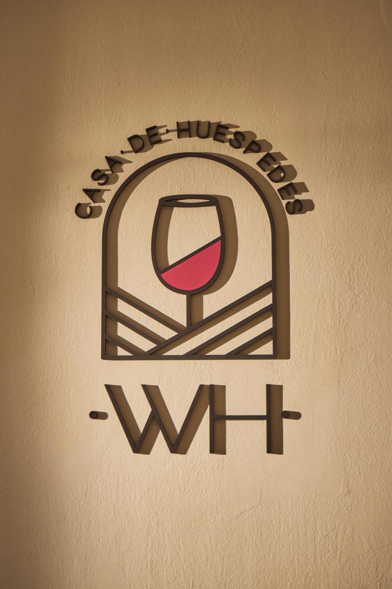 W&H Casa De Huespedes Hotel Mendoza Bagian luar foto